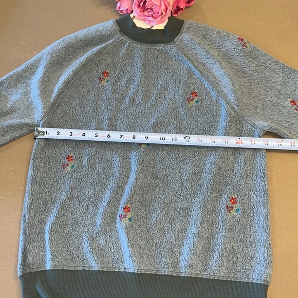 Anthropologie Top 🍒🍒 - Picture 12 of 15